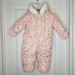 NWOT The Children's Place Pink Bunting Suit Baby Girl 9-12M Gold Heart Print